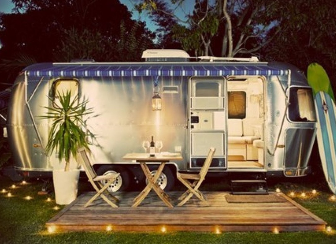 Планируем розетки и выключатели: инструкция для тех, кто не хочет кабельного ада.